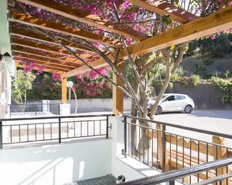 La Corte Degli Ulivi - Cardedu - Balcony