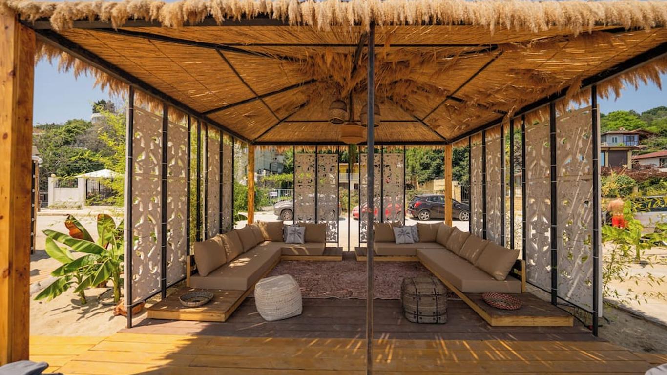 Aqua View Spa Boutique Hotel