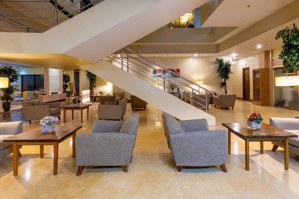 لا بريزا هوتل