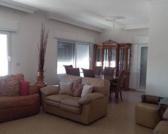 New apartment, with 3 bed rooms - Madaba - Sala de estar