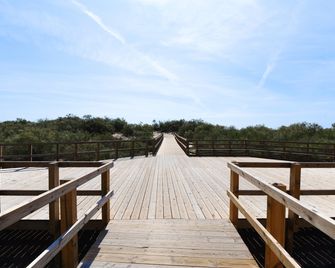 Praia Da Lota Resort Hotel - Manta Rota