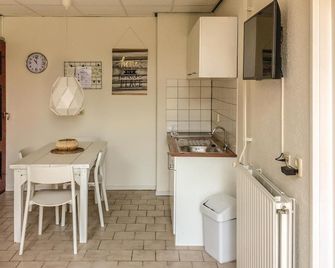 Appartement 3 - De Eekhof - Hindeloopen - Dining room