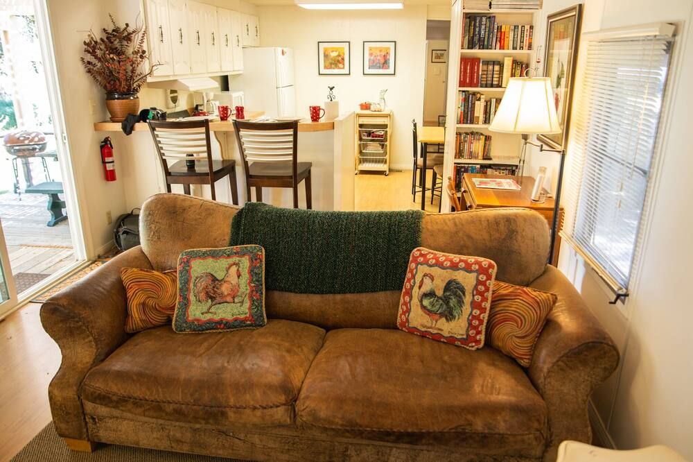 Secluded Rental On 40 Acre Ranch.