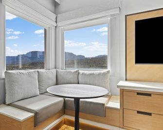 Hotel De Novo Springdale, Tapestry Collection by Hilton - Springdale - Salon