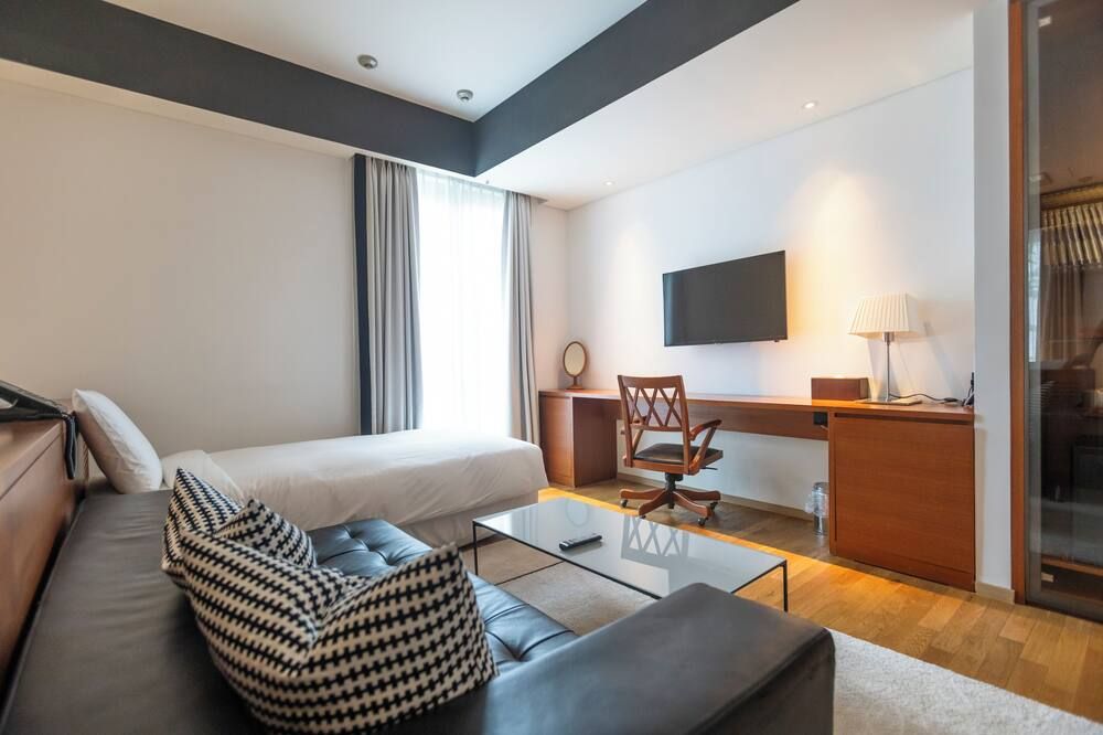 Seoul Hotel Shinshin Myeongdong