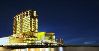 峇里巴板瑞雅酒店 - 峇里巴板 - 峇里巴板 - 建築