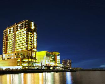 峇里巴板瑞雅酒店 - 峇里巴板 - 峇里巴板 - 建築