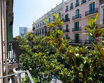 La Casa de Laura Nisia B&B - Barcelona