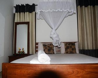 Hotel Planet Residency - Dambulla - Bedroom