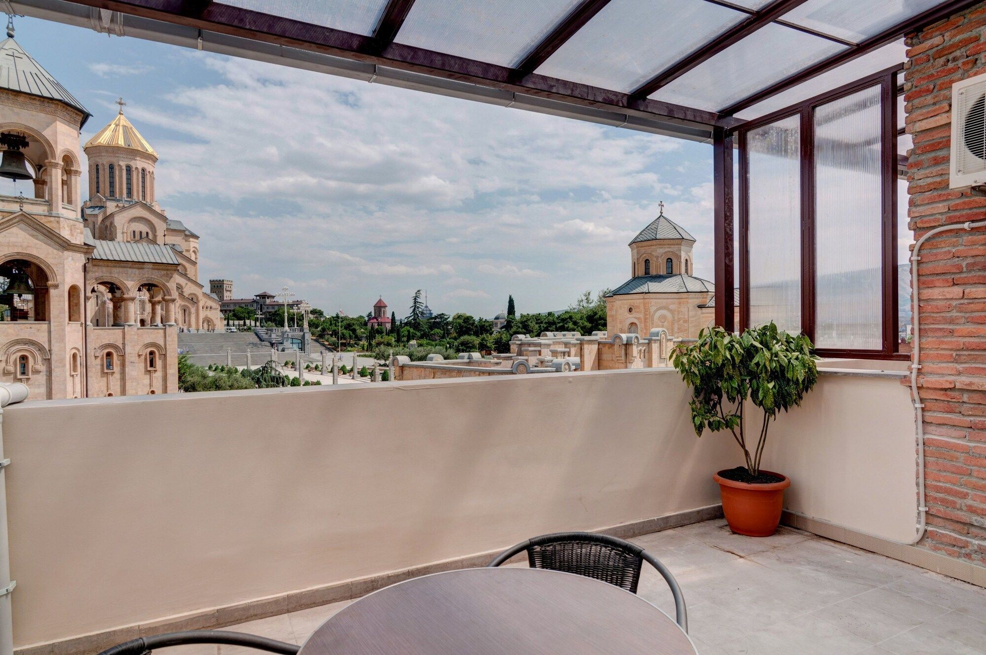 Liva Hotel - Tiflis - Balcón