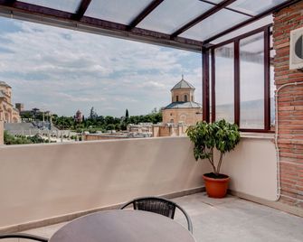 Liva Hotel - Tiflis - Balcón
