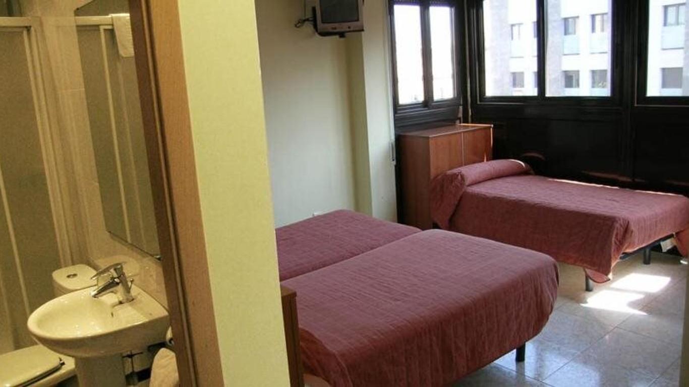 Hostal Bartis