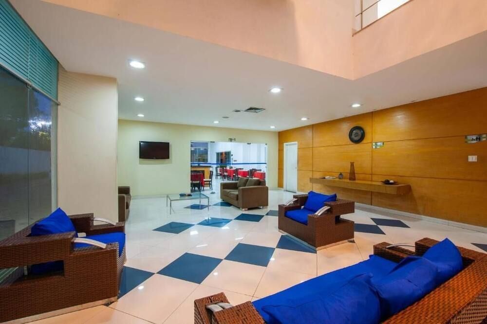 Hotel Gold Martan - בלם - לובי