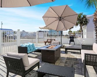 Good Day Sunshine by Pristine Properties - Mexico Beach - Balcón