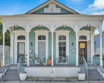 Entire Apartment Bywater New Orleans Great Location - Nueva Orleans - Edificio