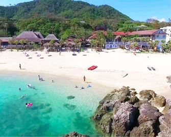 Amami Resort Hotel Bashayamamura - Amami - Strand