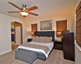 Lake Tahoe Reno 4 Bedrooms Full Kitchen King Bed - Reno - Bedroom