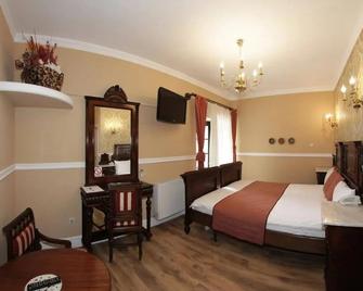 Villa Bodi - Satu Mare - Habitación