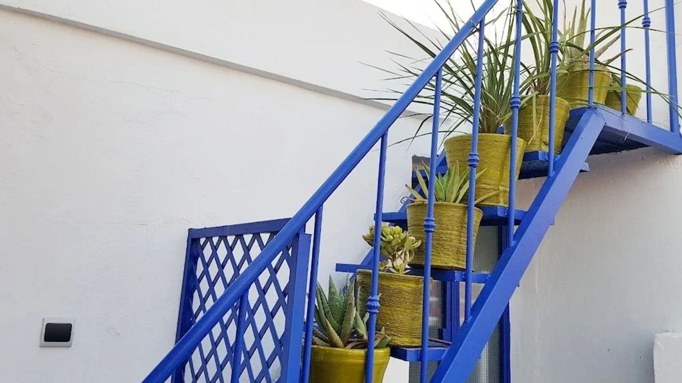 Majorelle Hostel