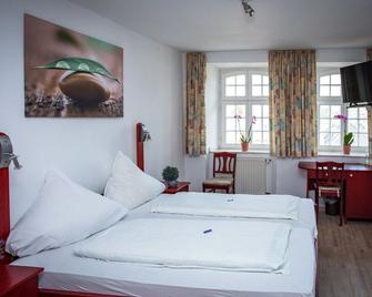 Hotel Ratskeller - Nideggen - Schlafzimmer