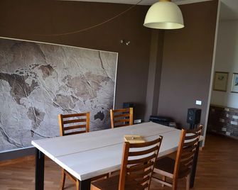 Cherry Season - Lanciano - Eetruimte