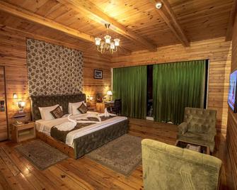 Deventure Shimla Hills - Solan - Bedroom