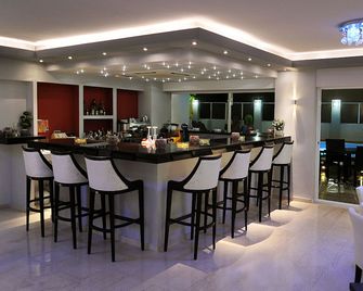 Ialysos City Hotel - לאליסוס - בר