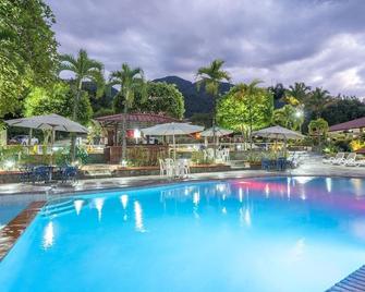 Jarabacoa River Club & Resort - Jarabacoa - Pool