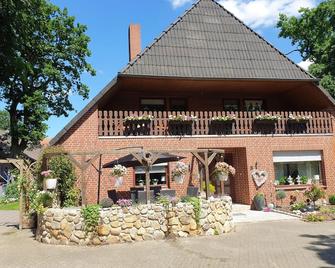 Neu! Fewo Maya Mit Sauna - Hagen im Bremischen - Edificio