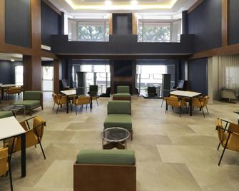 Courtyard by Marriott Monterrey Airport - Apodaca - Restaurant