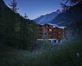 Switzerland Zermatt Apartment rental for 6 people - Zermatt - Building