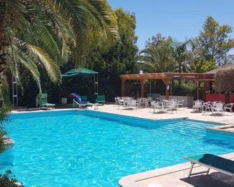 Green Village Resort - Villasimius - Piscina