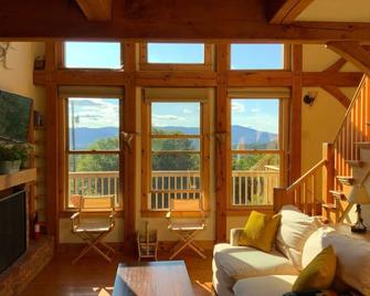 Birch Hill Hollow - Mt Snow & pool table - Dover - Wohnzimmer