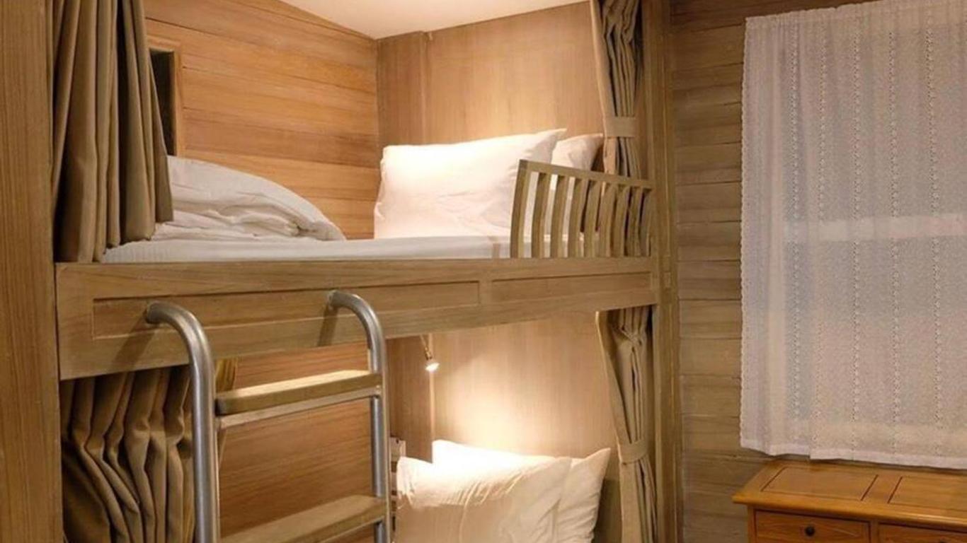 Canale Hostel