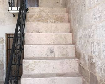 Kasr-i Abbas Hotel - Mardin - Escaleras