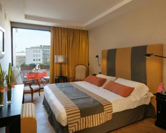 Hotel Alpi - Roma - Soverom