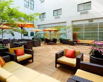 Courtyard by Marriott Pittsburgh Downtown - Pittsburgh - Patio