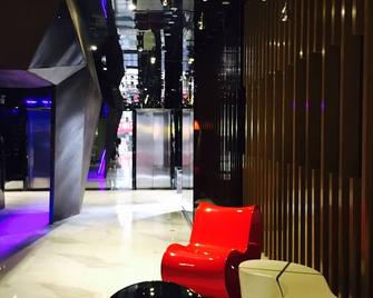 Paco Hotel Guangzhou Tiyu Xilu Metro Station Branch - Guangzhou - Lobby