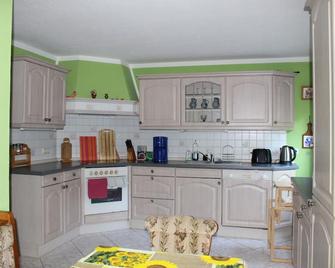 Geräumige Ferienwohnung mit Terrasse, in günstiger zentraler Lage in der Oberlausitz, idealer Ausgangspunkt für vielerlei Ausflüge in die Umgebung - Panschwitz-Kuckau