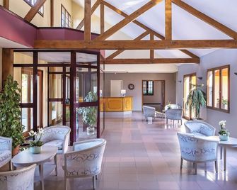 Sure Hotel by Best Western Saint-Quentin Ouest - Holnon - Hall d’entrée