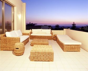 Angela Downtown Hotel - Rhodes - Balcony