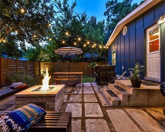 The Eastside Lodge Austin - Austin - Patio
