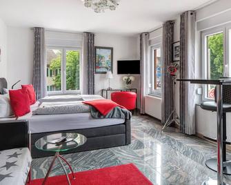 Ferienwohnungen Eulenspiegel - Breisach am Rhein - Schlafzimmer