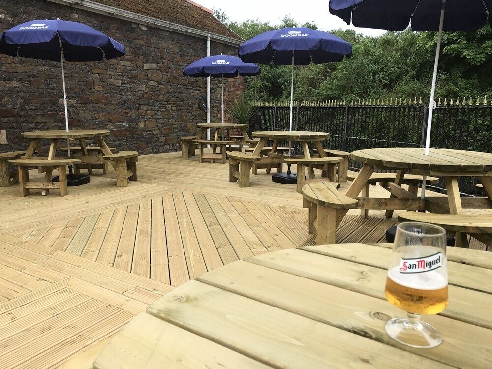 The Dillwyn Arms Hotel - Swansea