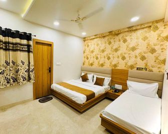Hotel Najaf Palace - Ajmer - Slaapkamer