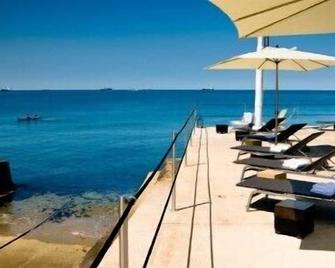 Tre Merli Beach Hotel - Trieste - Beach