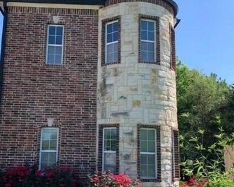 Cozy Country Castle Retreat - Richland - Edificio