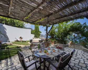 Casa Elena - Praiano - Patio