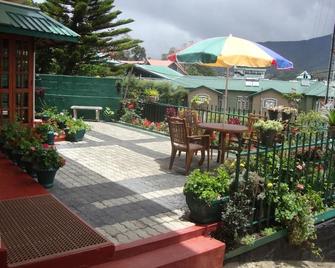 Richmond Inn - Nuwara Eliya - Serambi