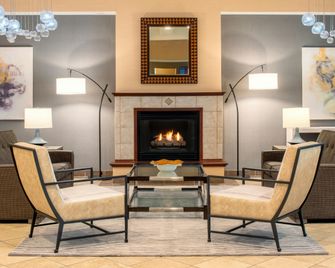DoubleTree by Hilton Olympia - Olympia - Lobby